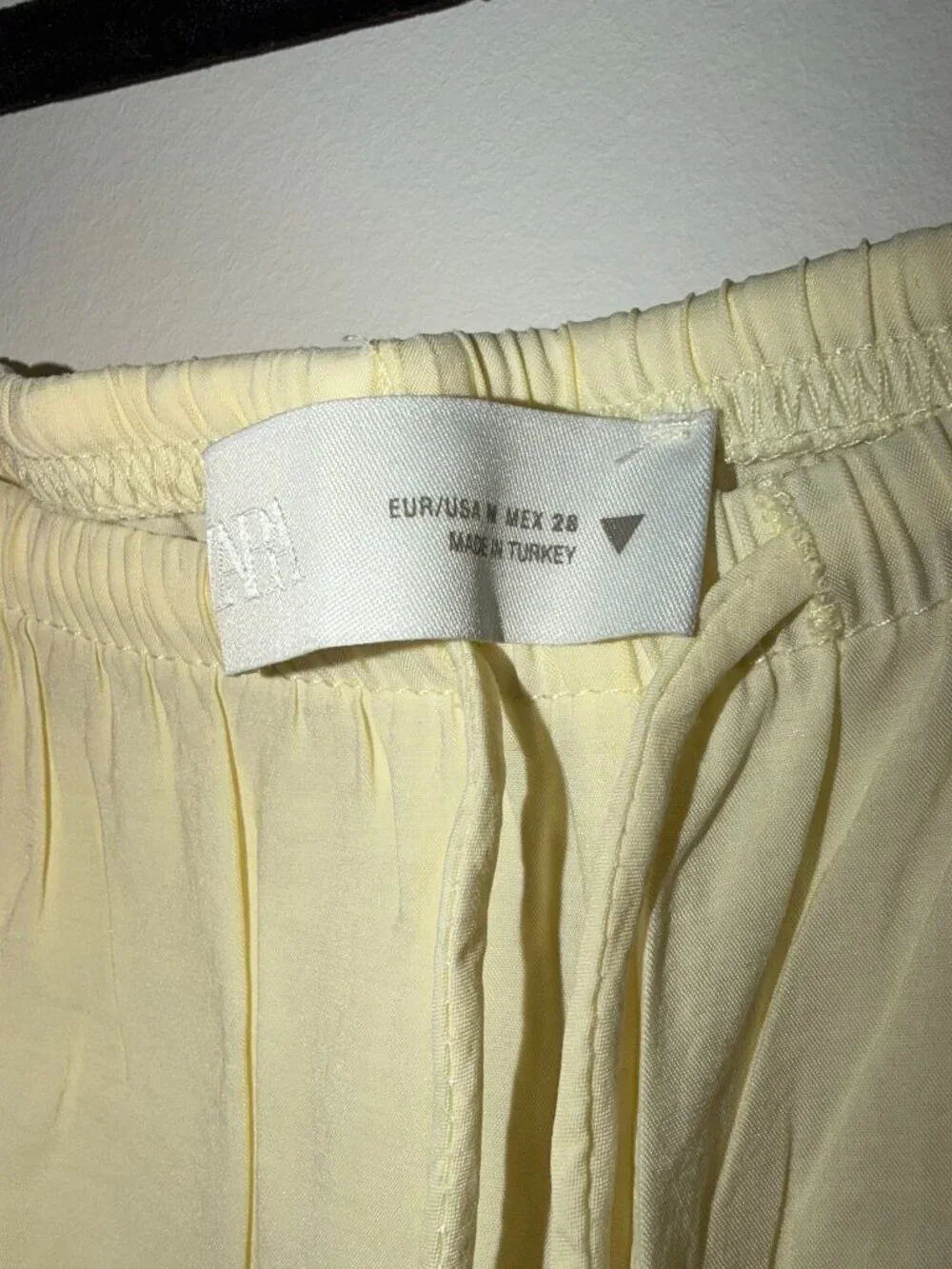 ZARA Pale Yellow Wide Leg Drawstring Pants Size M